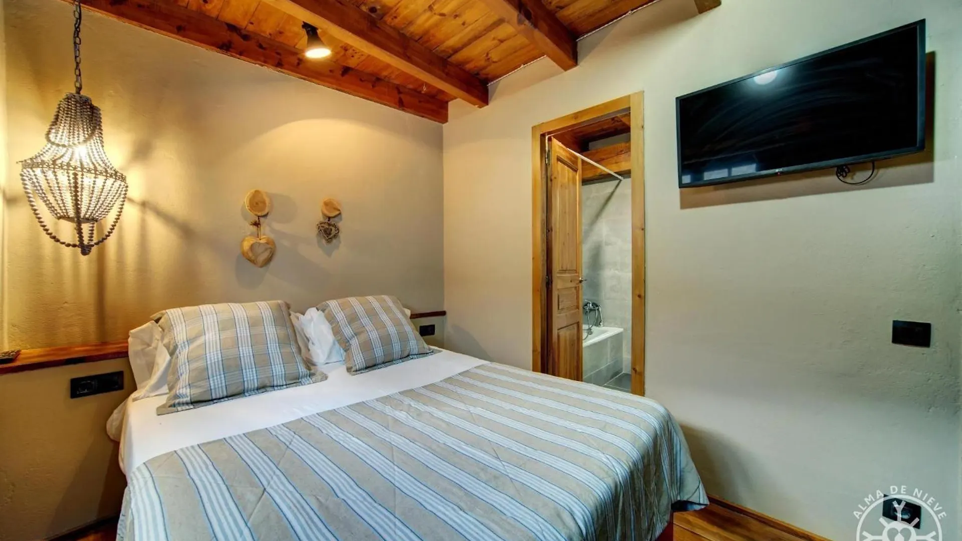 Holiday home Casa Sautareth De Alma De Nieve Villa Tredos Spain