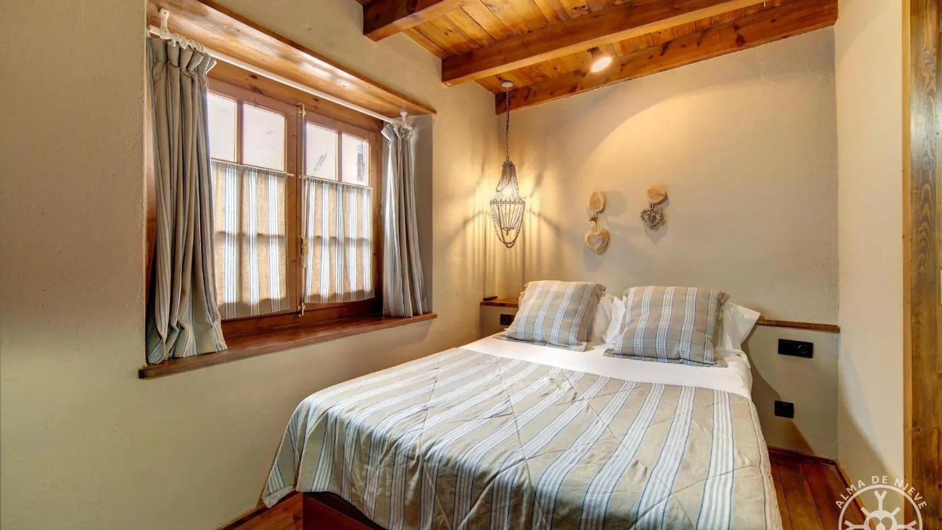 Casa Sautareth De Alma De Nieve Villa Tredos Holiday home
